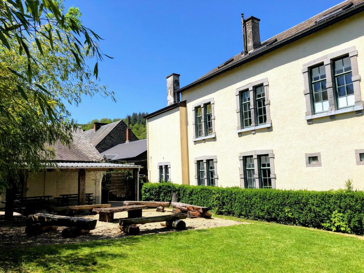 Gite De Groupe De La Semois Alle Luaran gambar